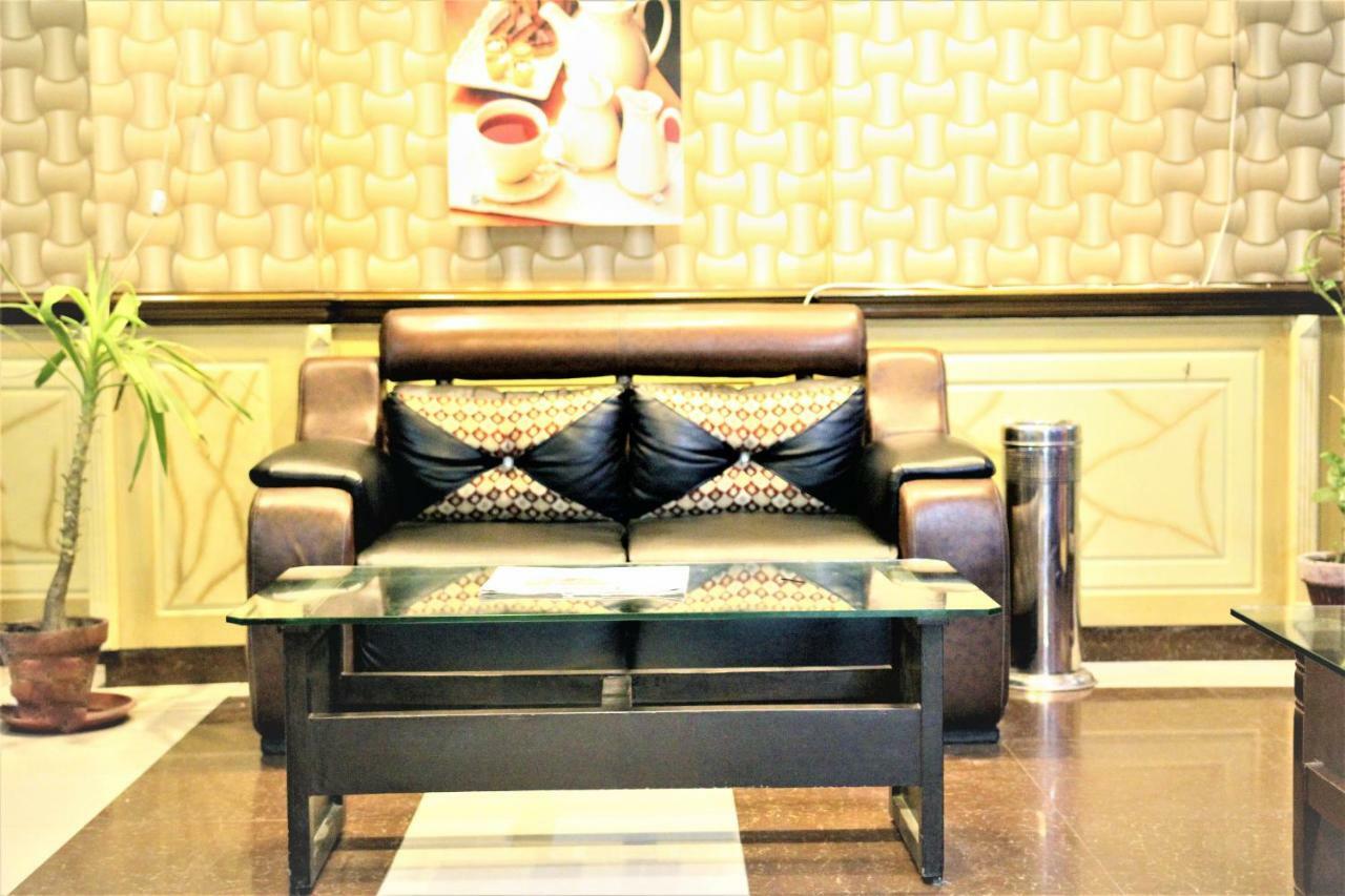 Tourist Inn Hotel Lahore Exterior foto